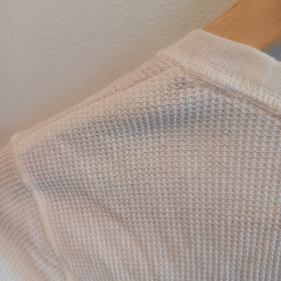 Old Navy Polar Bear Sweater - Picture 4 of 4